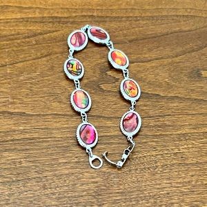 Pretty multicoloured bracelet